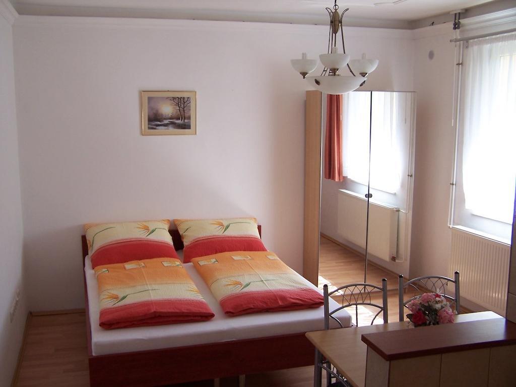 Akácia Apartman Budapeste Quarto foto